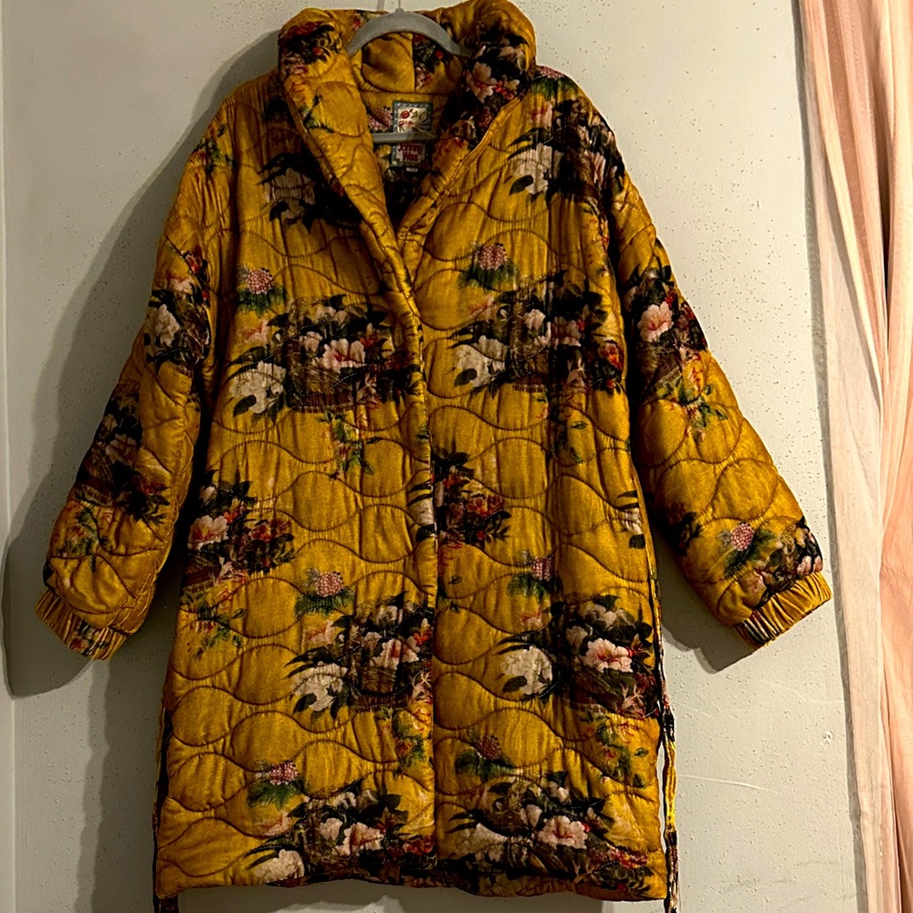 Johnny Was Floral Quilted Yellow Coat NWOT pit to pit:28” length:38” - Picture 4 of 11